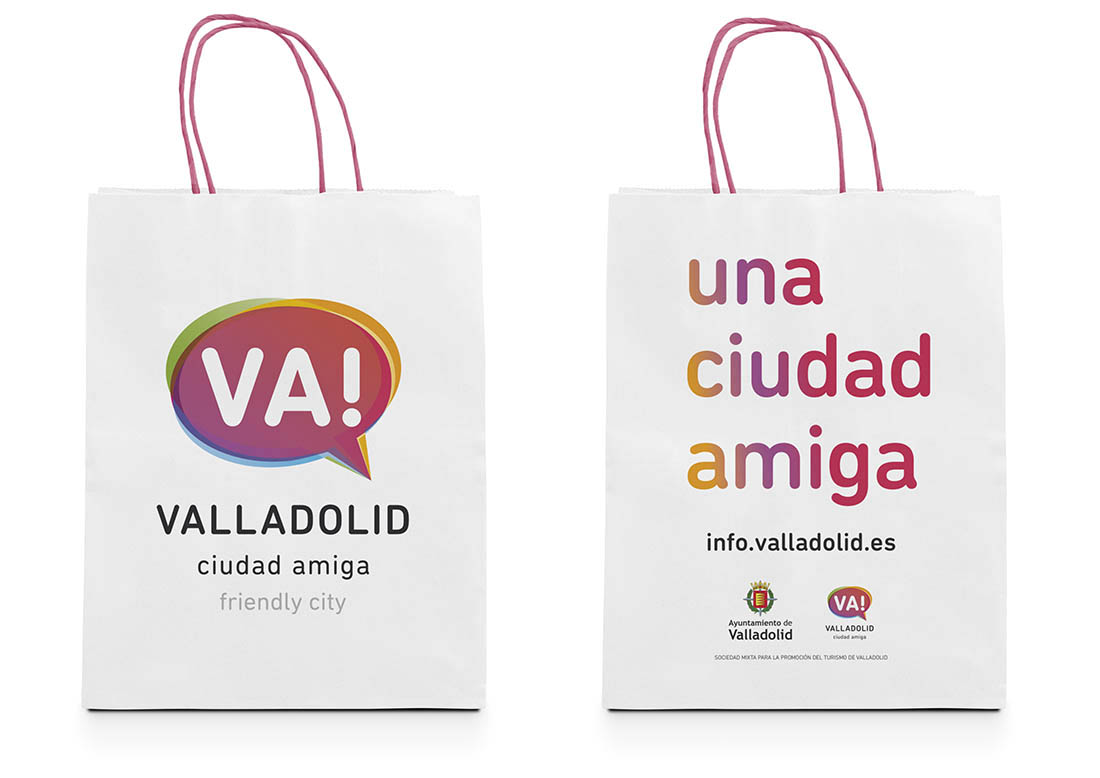 Empty shopping bag on background for advertising and branding. P