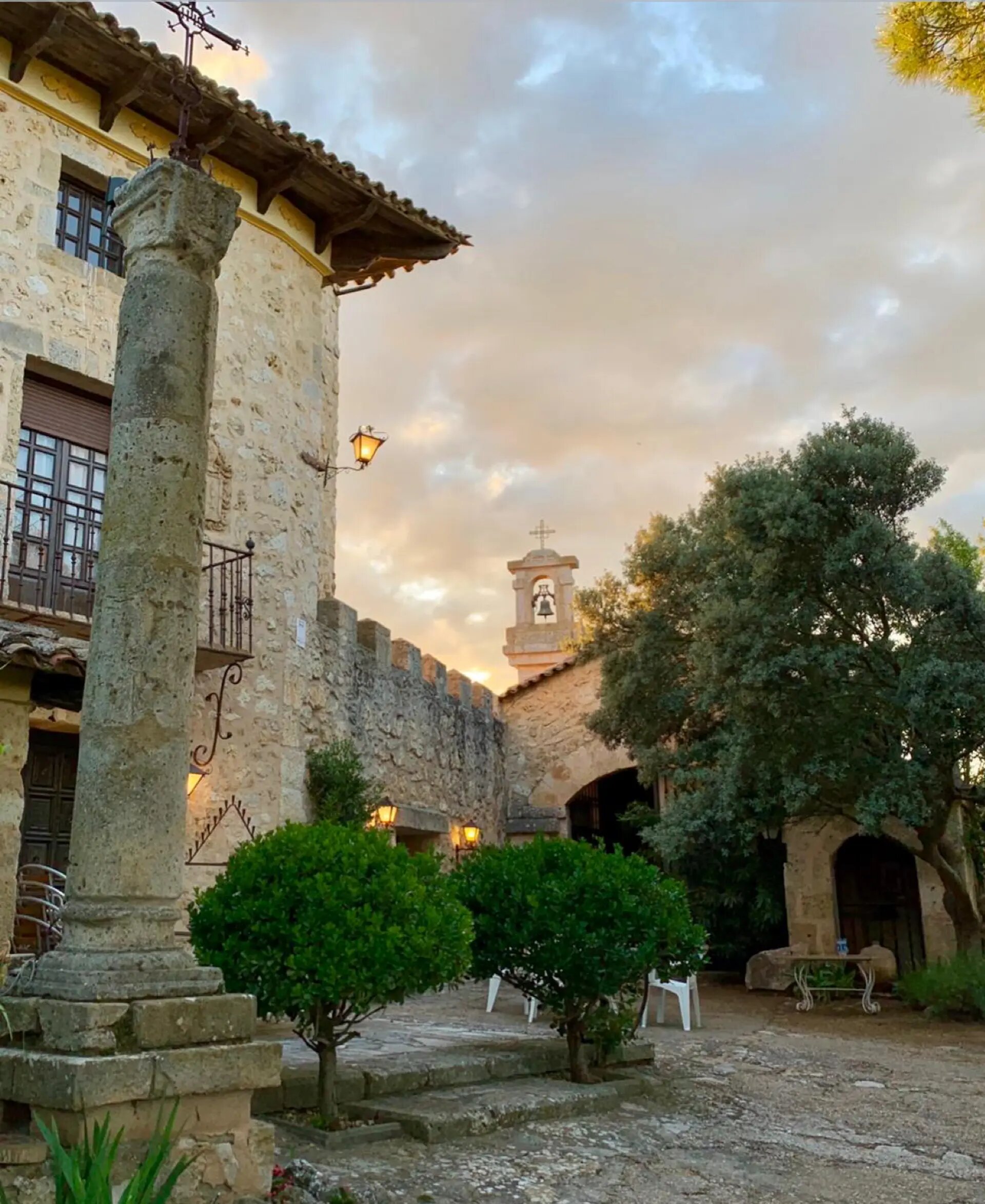 6e97dcc19ea954f16d0a0d9b6aa377cb777c703d-1280x1564 (1)